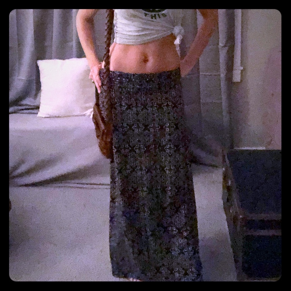 ❤️SALE❤️Boho navy and cream maxi skirt.